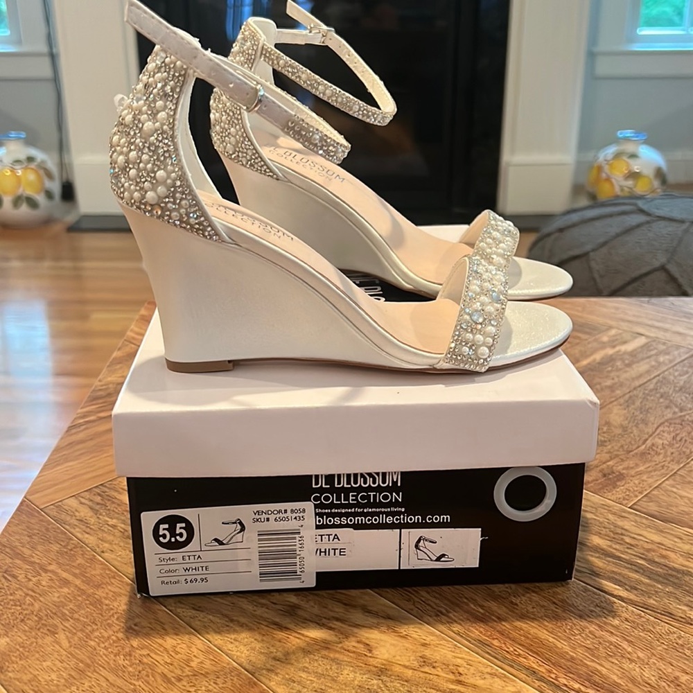 5 1/2 bridal heels - new, never worn David’s Bridal